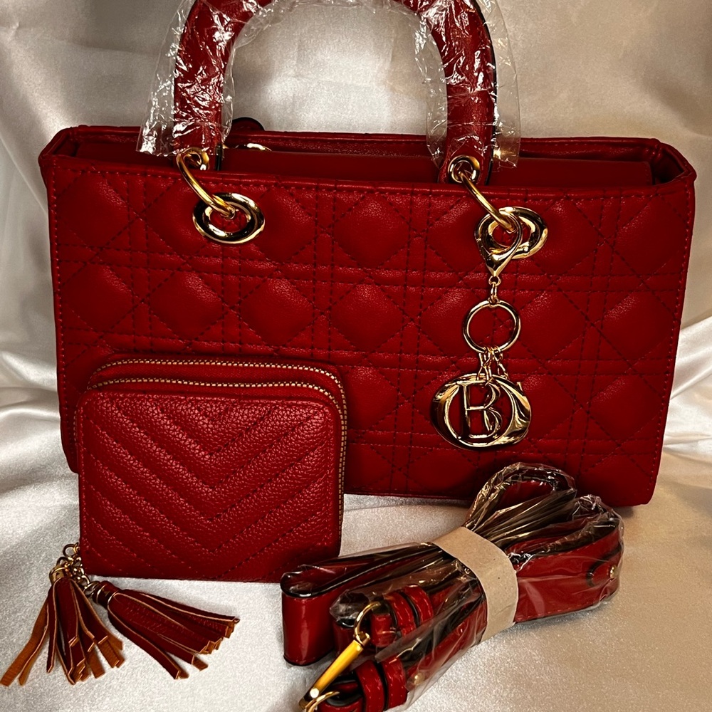 Elegant Red Handbag Set with Gold Accents